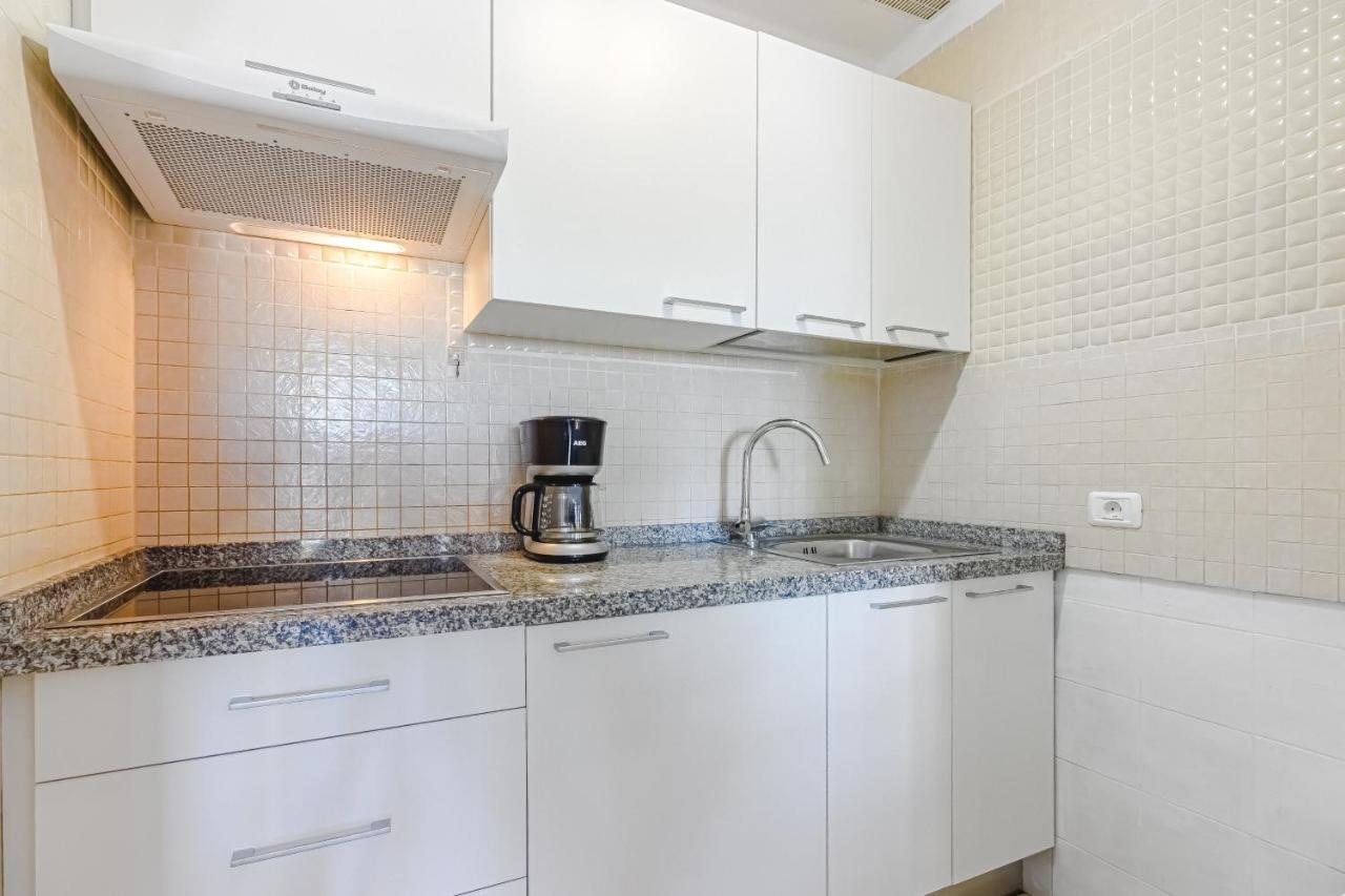 Fantastic Large Studio In Front Of Beach Heated Pool Wifi Арона Екстер'єр фото