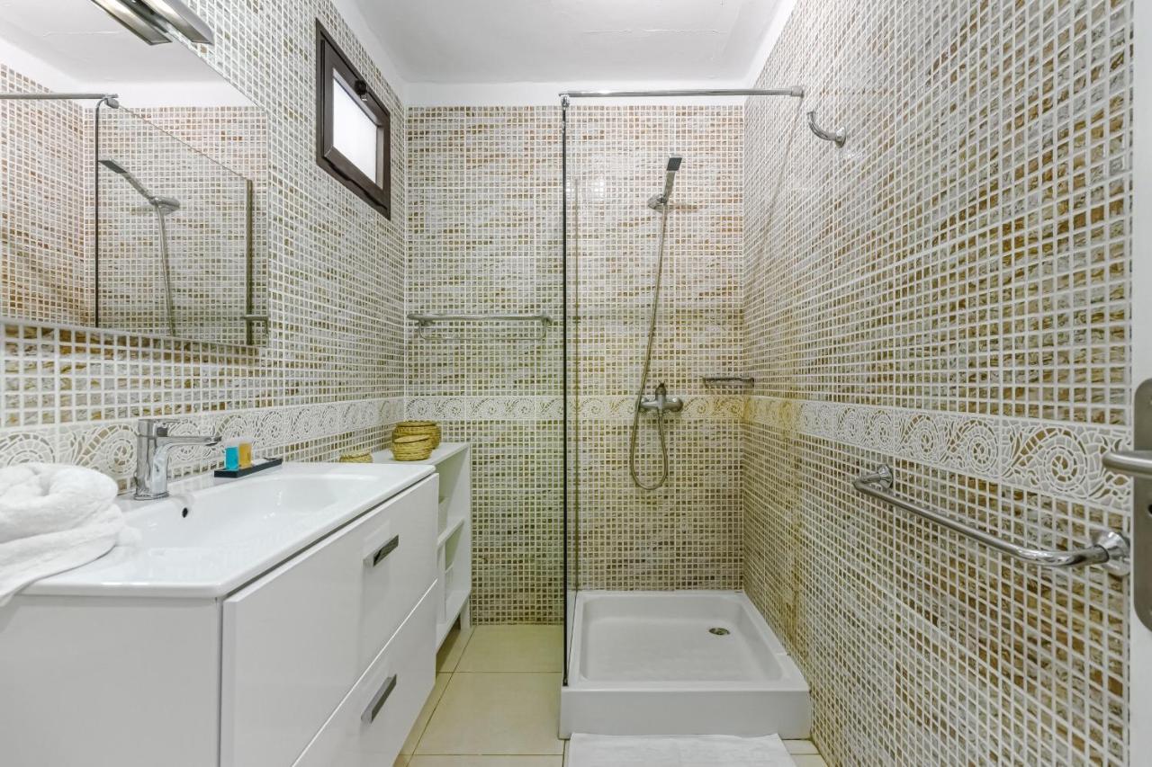 Fantastic Large Studio In Front Of Beach Heated Pool Wifi Арона Екстер'єр фото