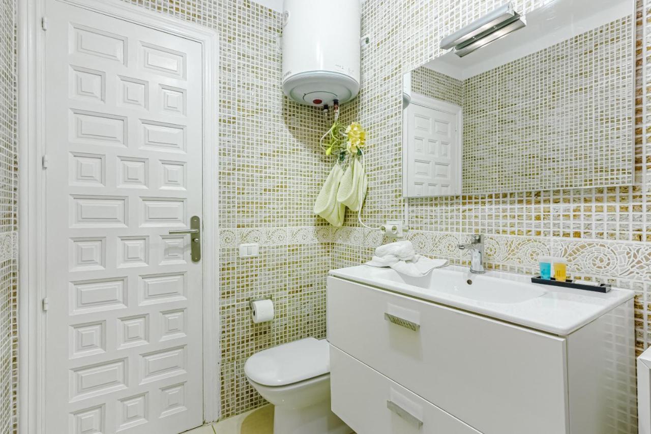 Fantastic Large Studio In Front Of Beach Heated Pool Wifi Арона Екстер'єр фото