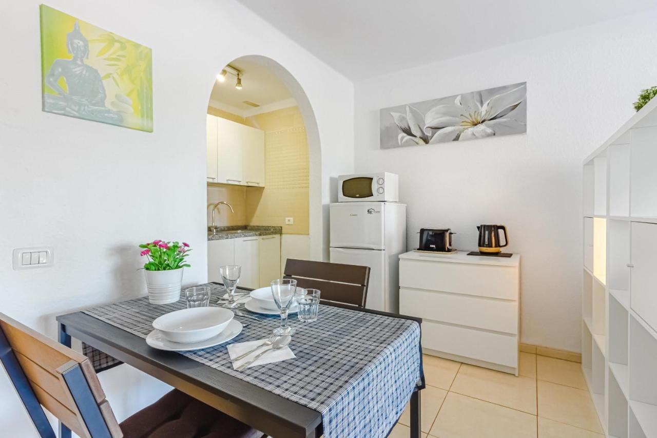 Fantastic Large Studio In Front Of Beach Heated Pool Wifi Арона Екстер'єр фото